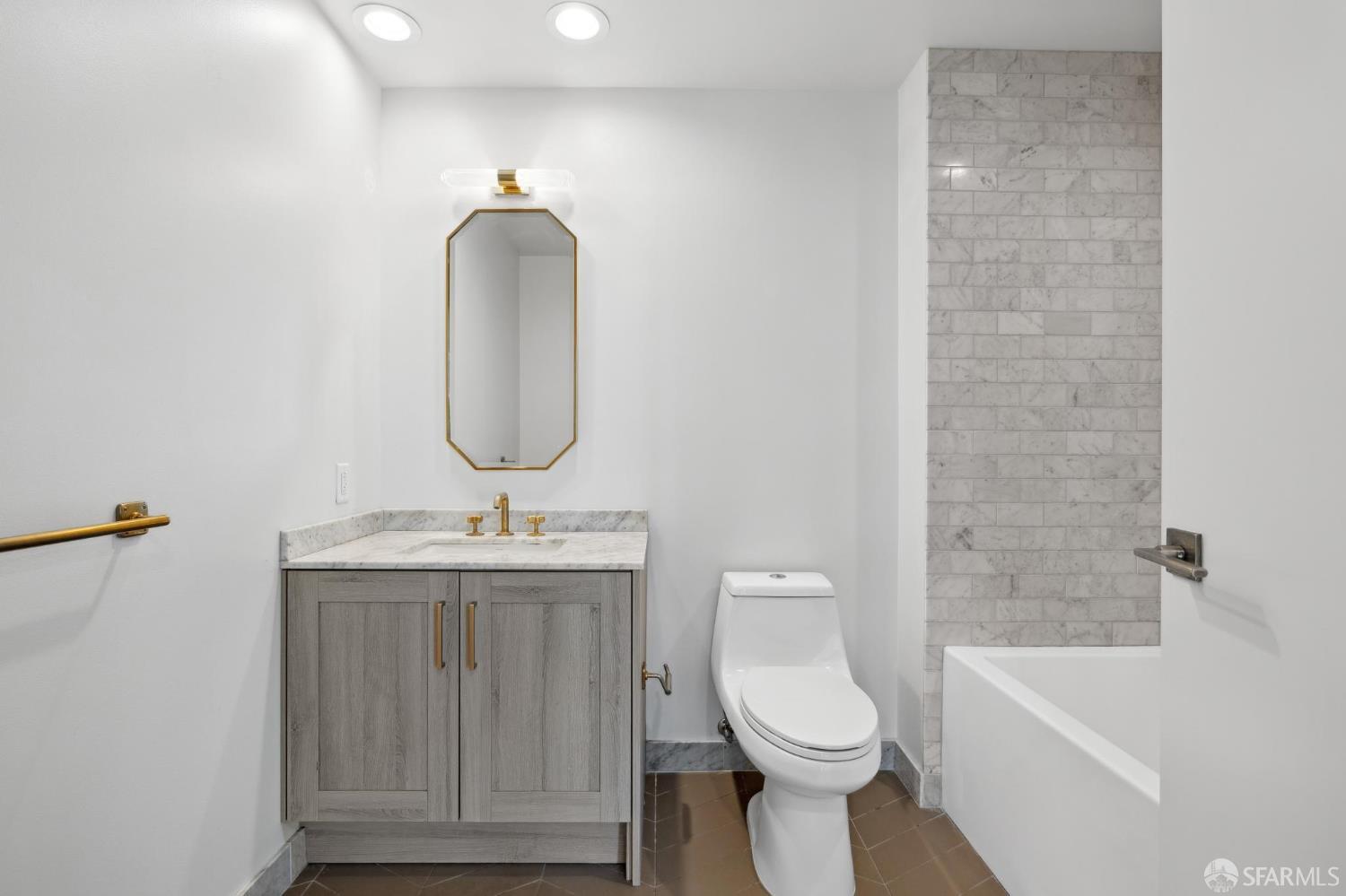 401 Harrison Street # 4E
