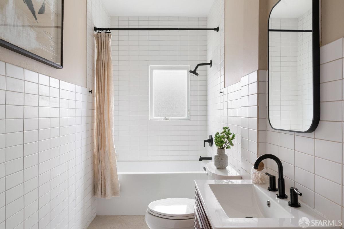 1446 Cabrillo Street