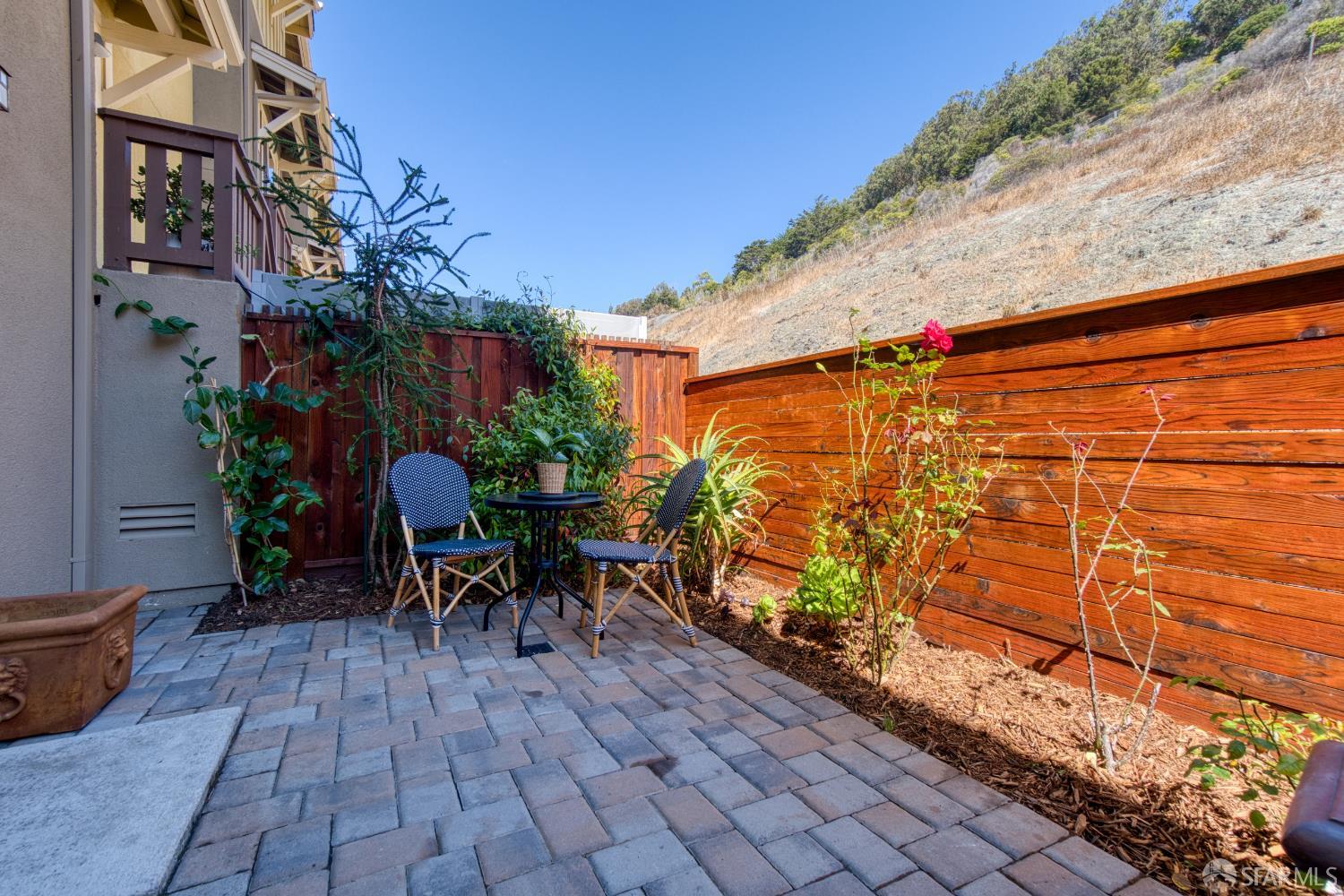 121 Diamond Cove Terrace