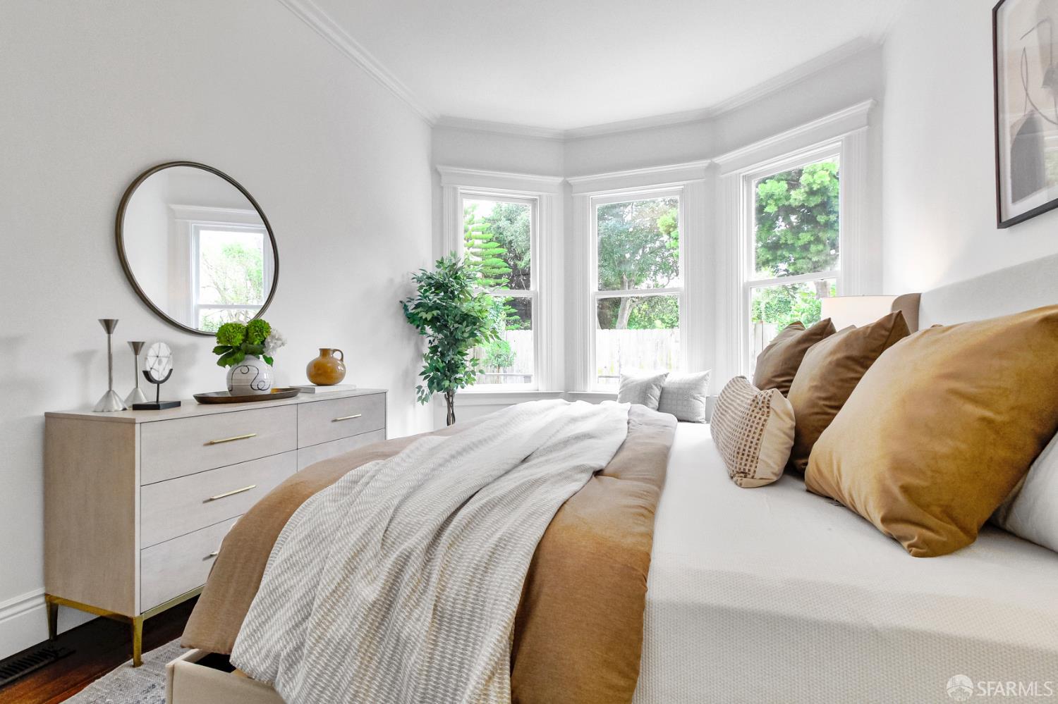 525 Baker Street