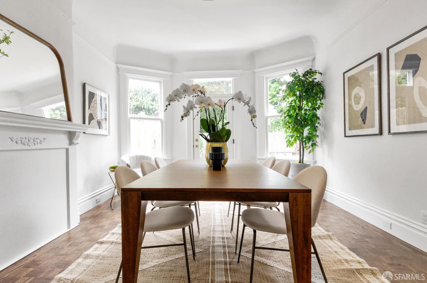 525 Baker Street