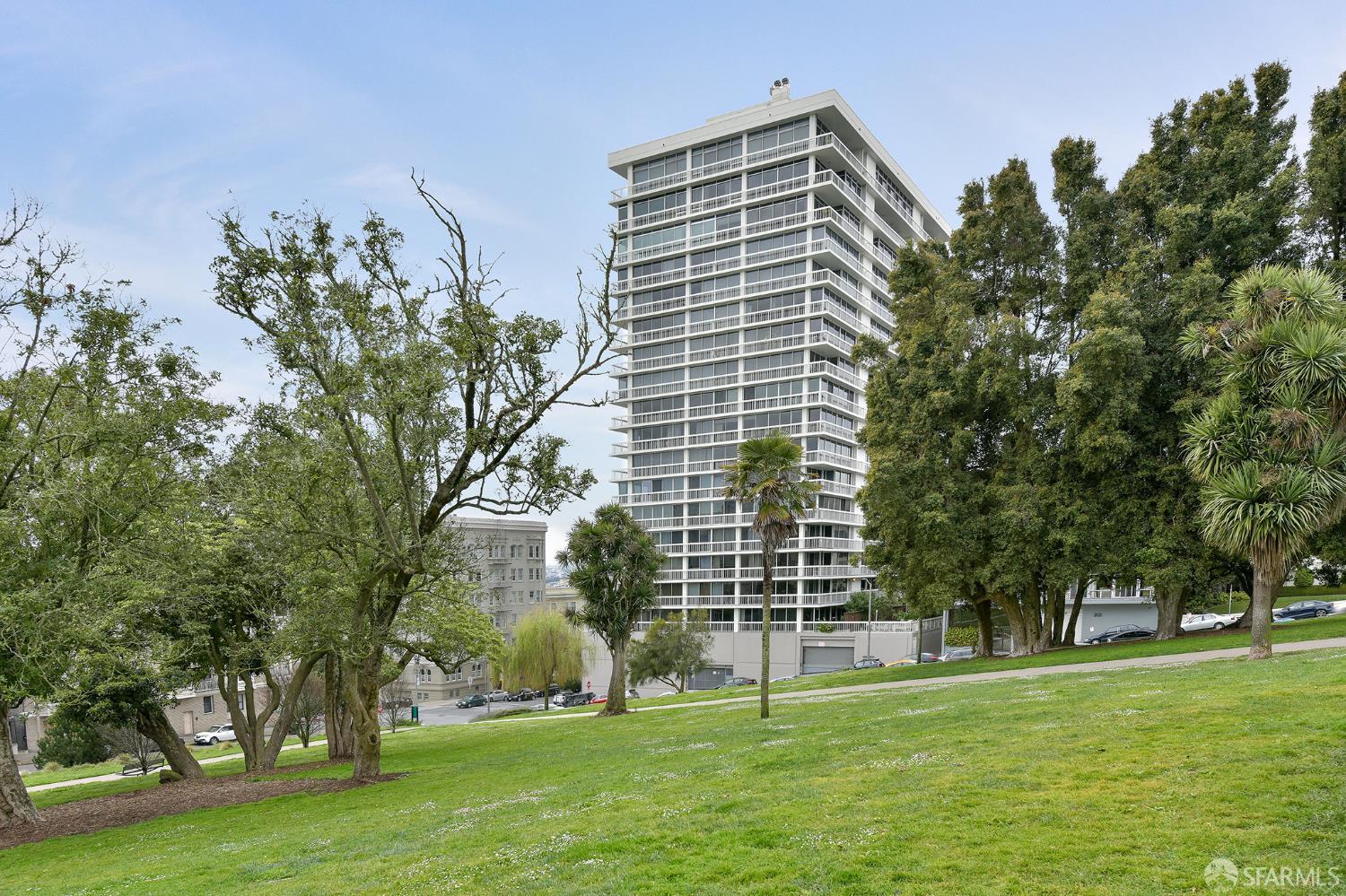 2200 Sacramento Street # 104