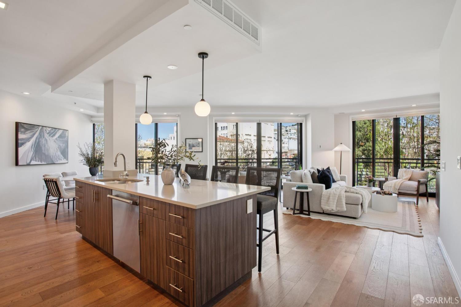 1731 Powell Street # 303