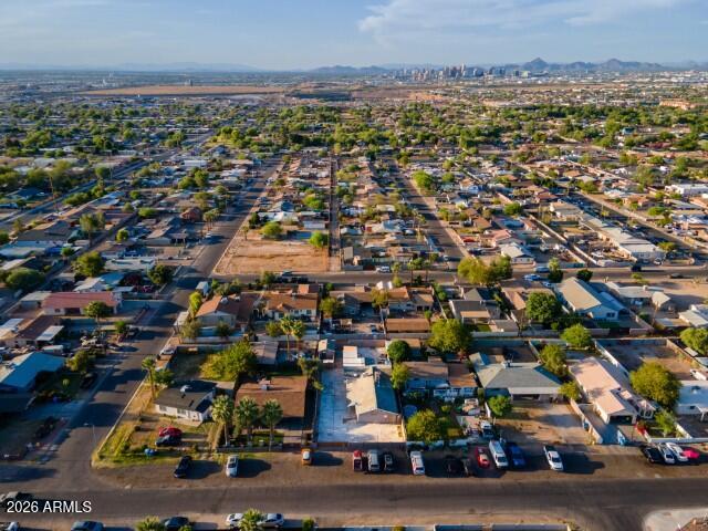 1312 W SUNLAND Avenue