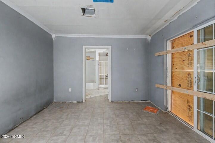 1312 W SUNLAND Avenue