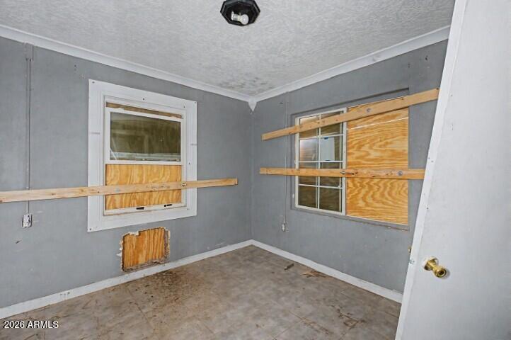 1312 W SUNLAND Avenue