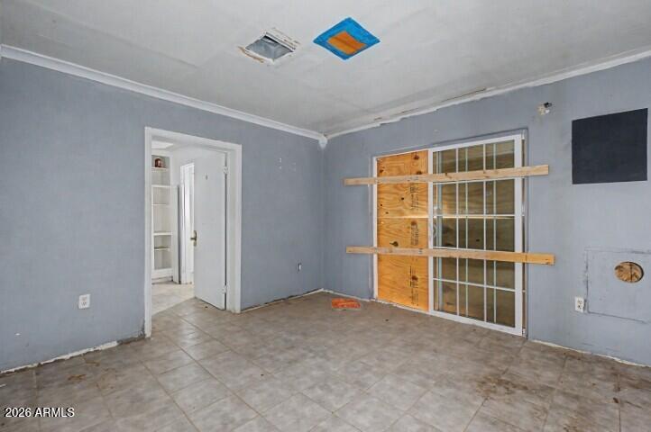 1312 W SUNLAND Avenue