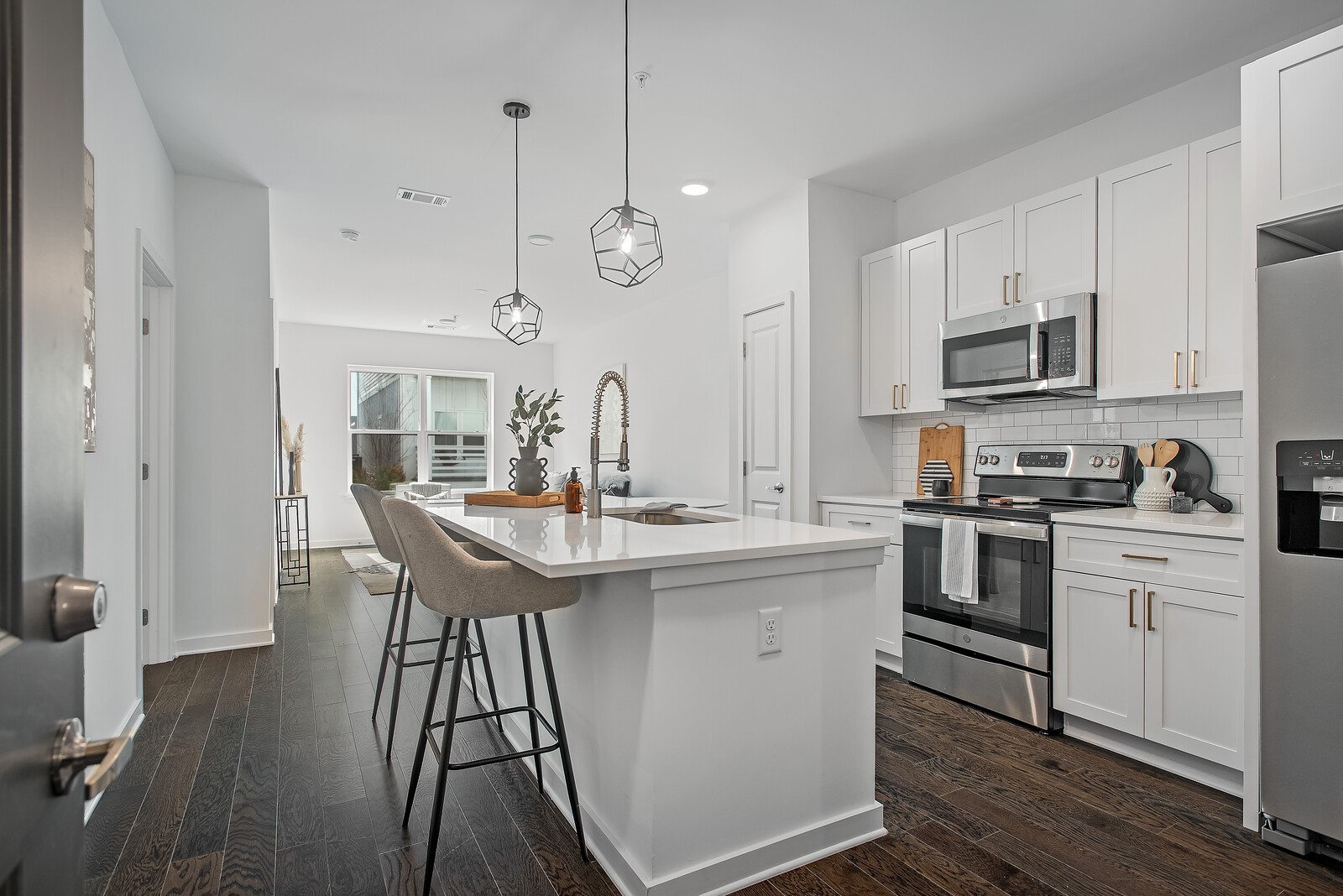 1677 54th Ave, N Unit: 124