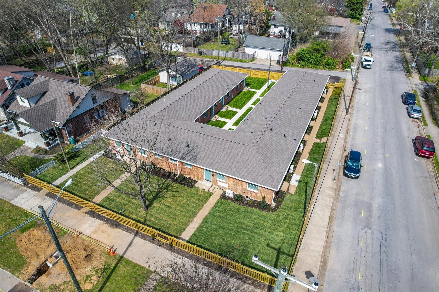 627 Shelby Ave Unit: 9