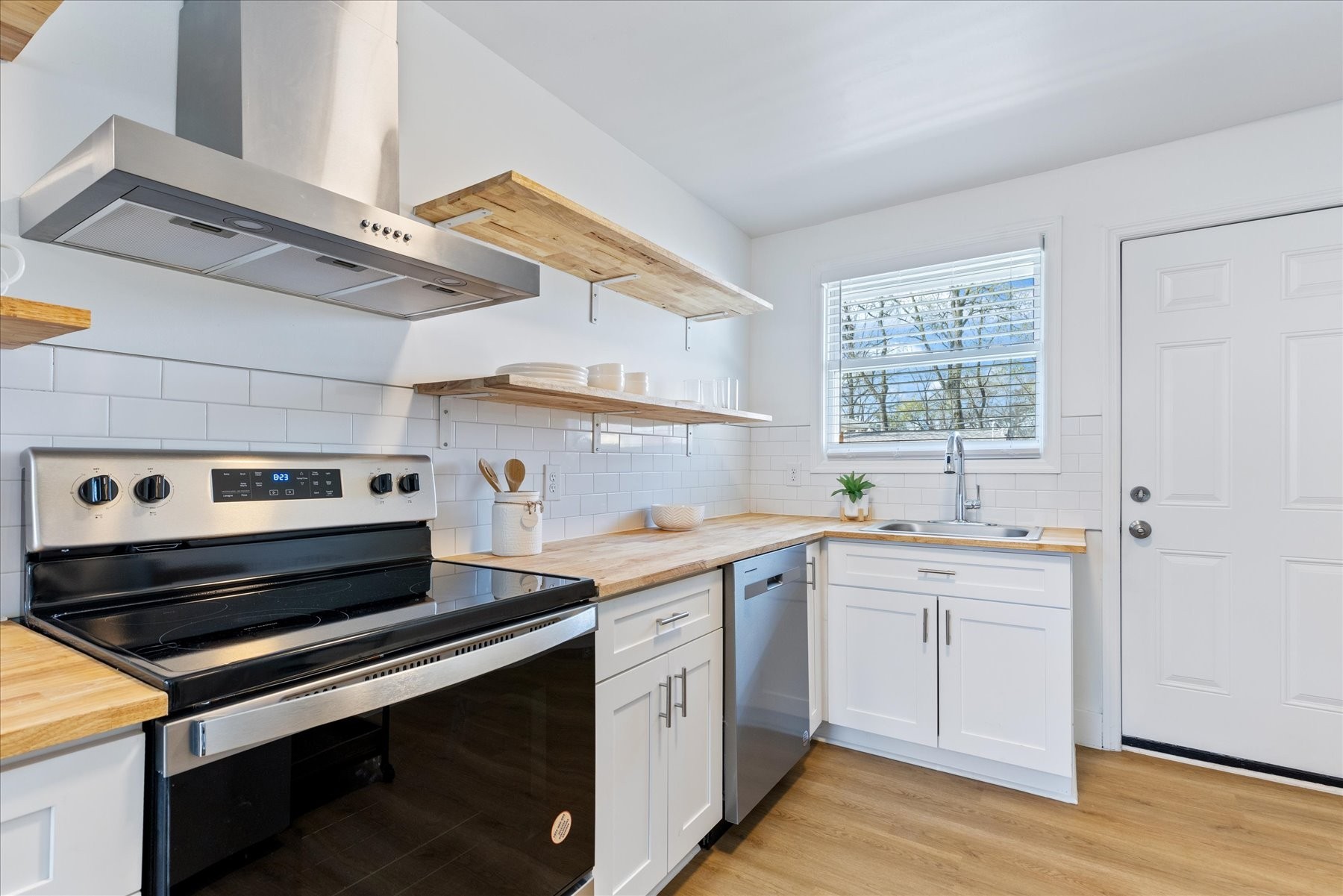 627 Shelby Ave Unit: 3