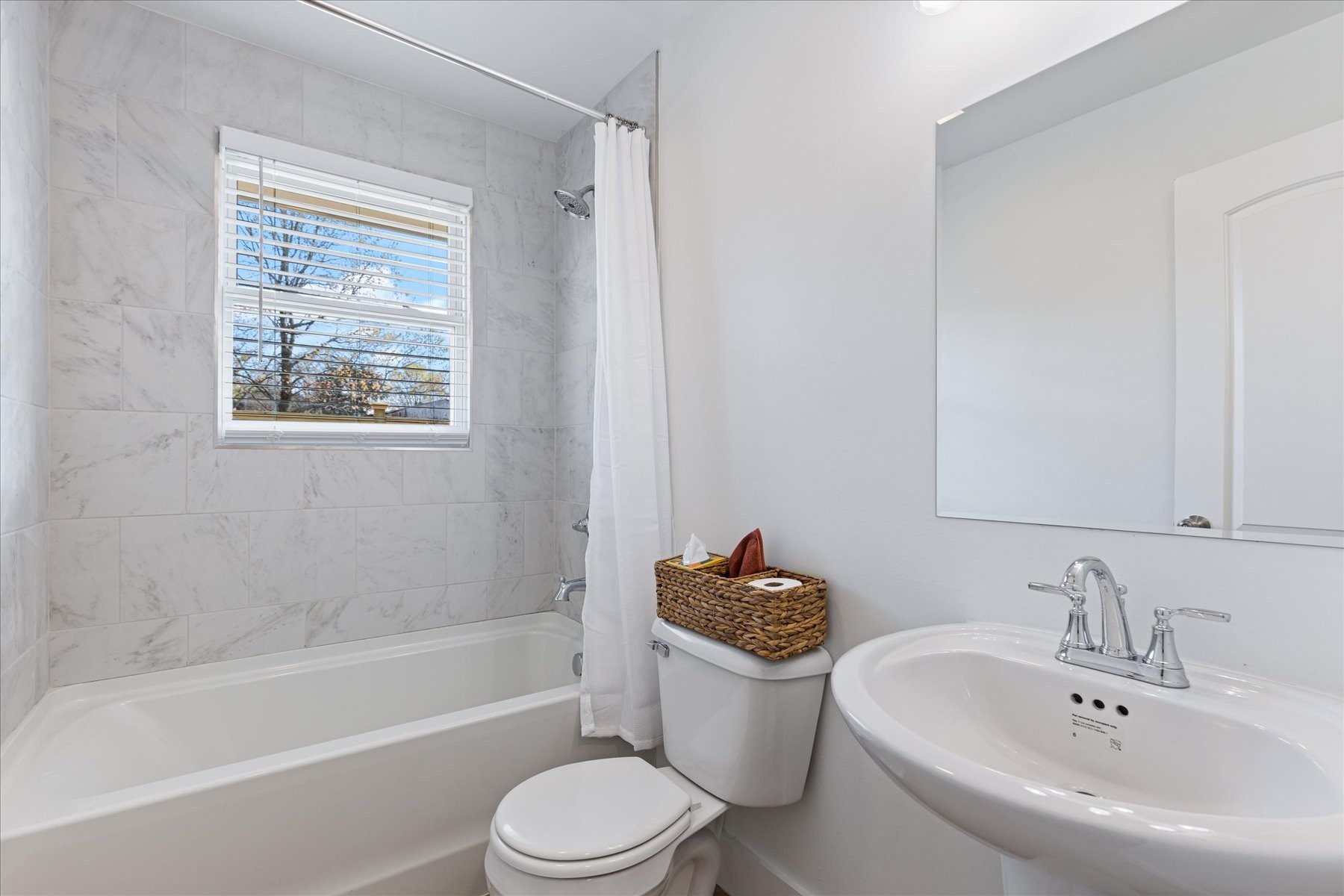 627 Shelby Ave Unit: 5