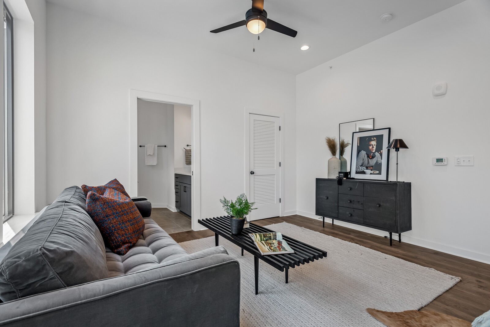 1272 3rd Ave, S Unit: 206