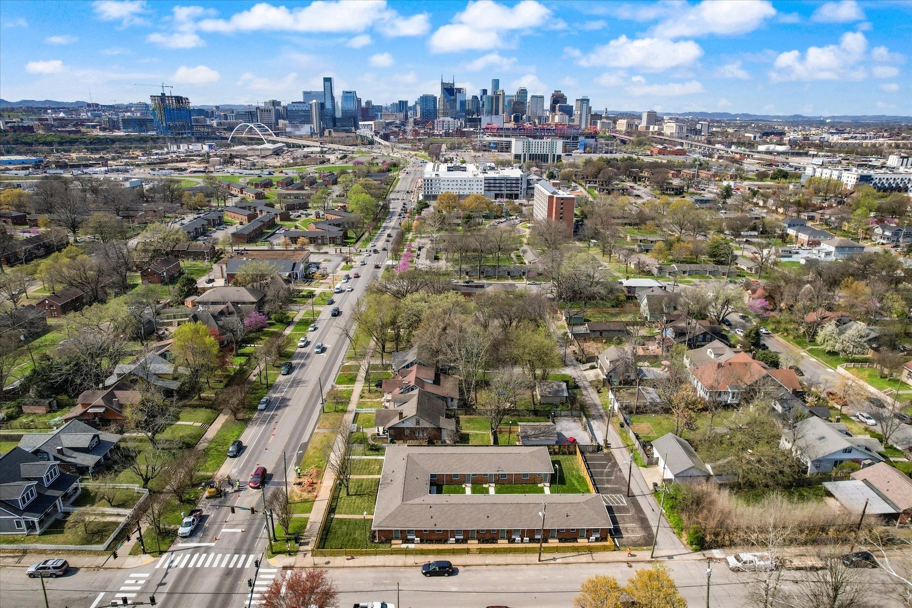 627 Shelby Ave Unit: 6
