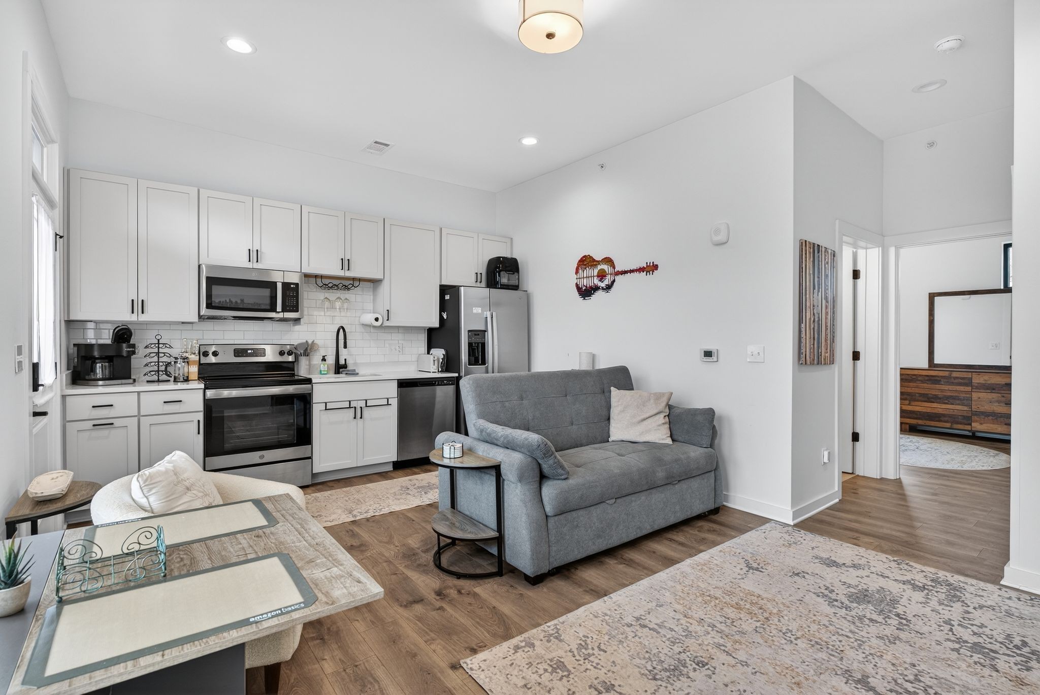 1272 3rd Ave, S Unit: 207