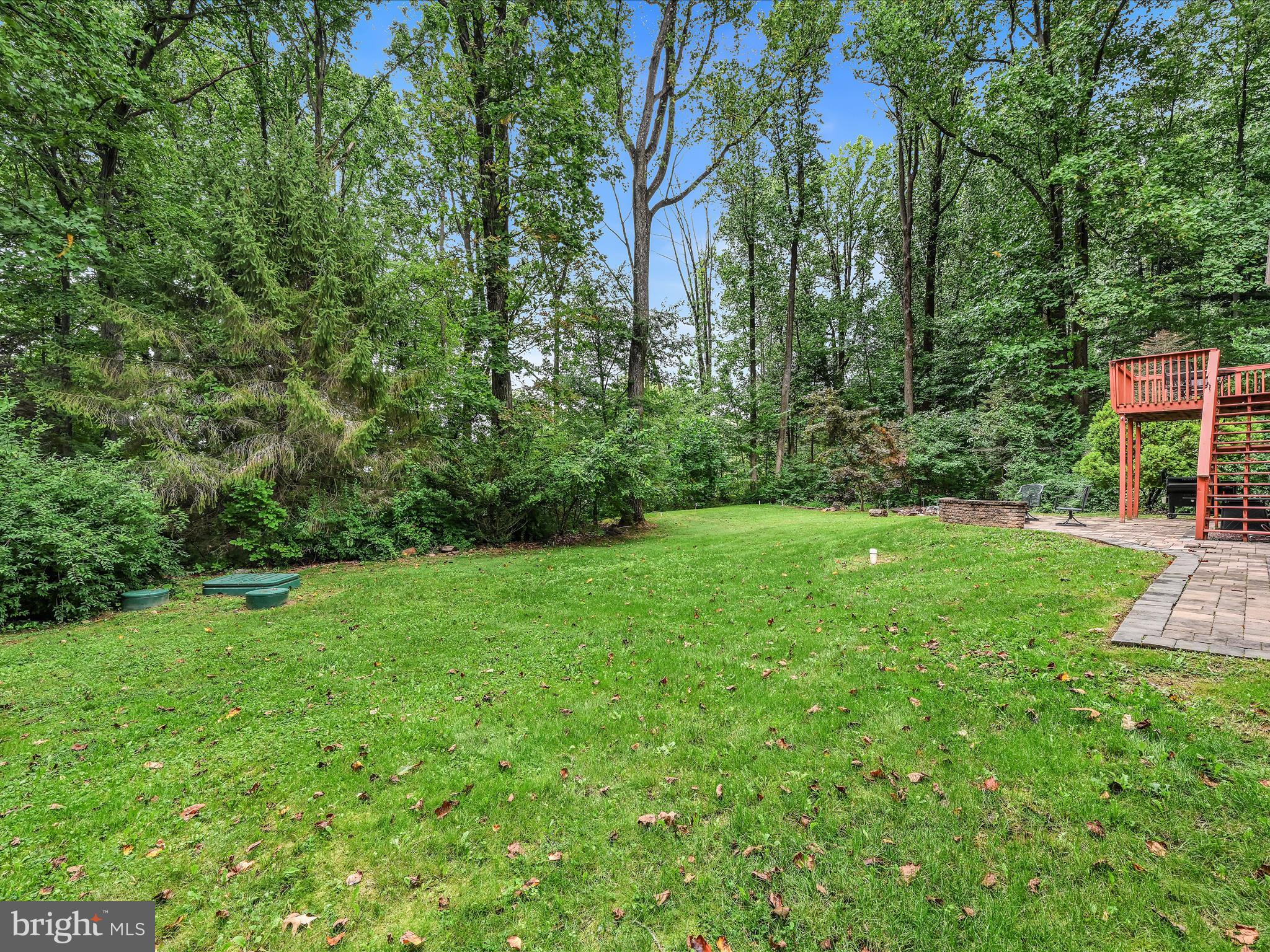 25 Woodland Dr