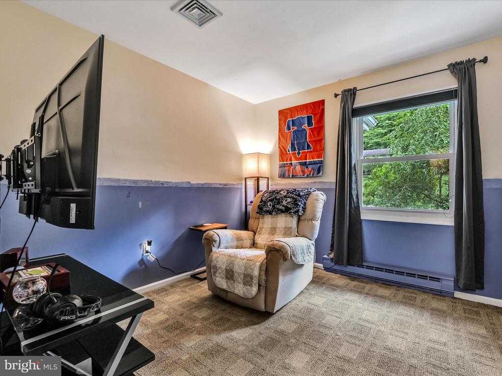 25 Woodland Dr