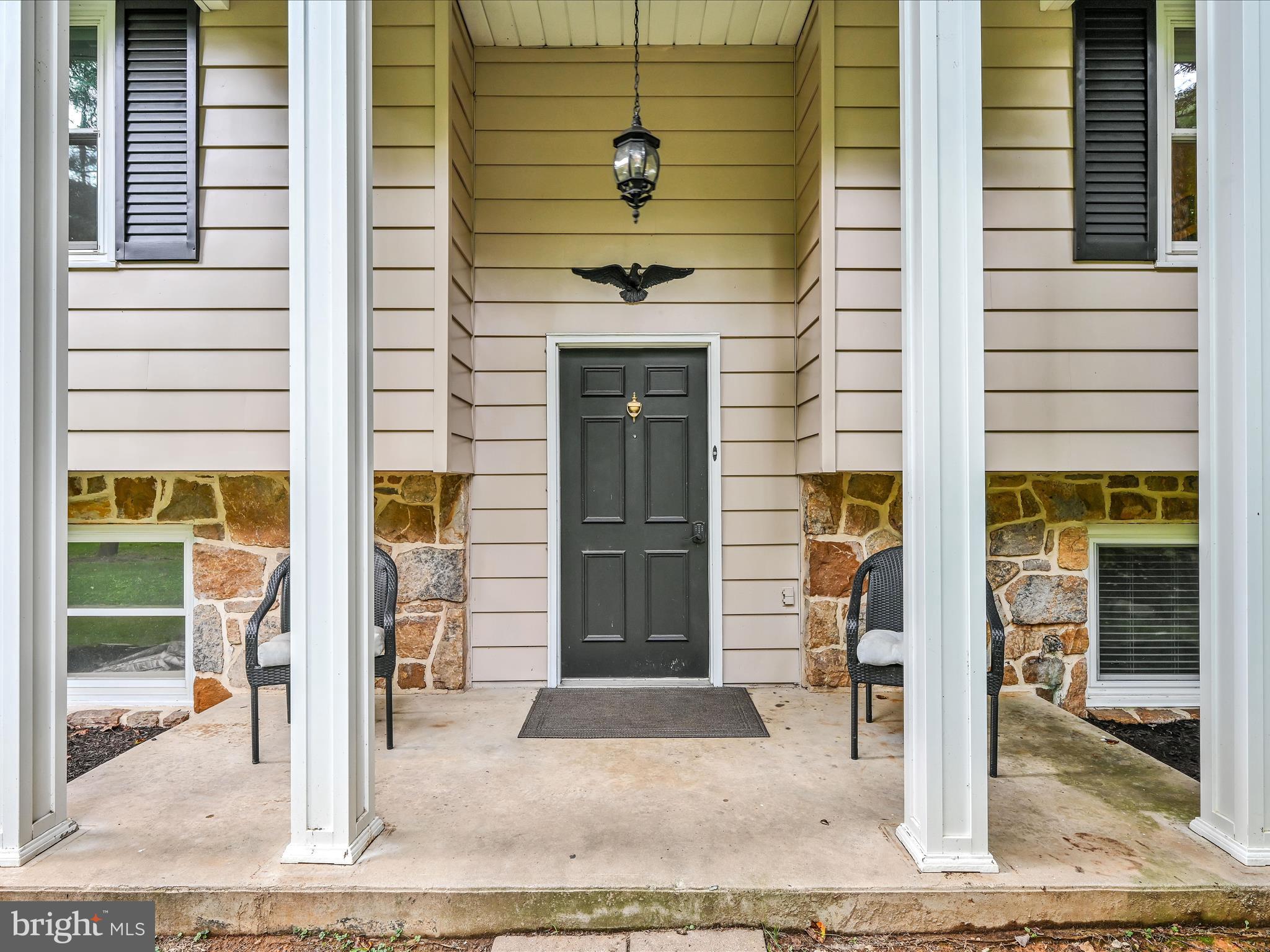 25 Woodland Dr