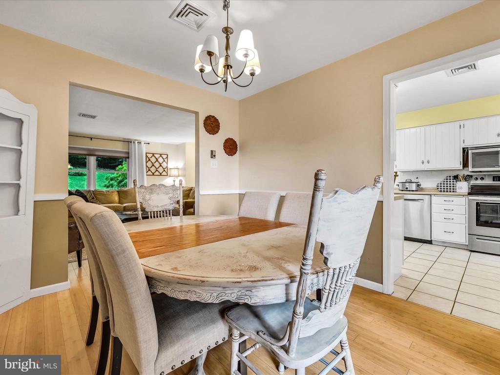 25 Woodland Dr