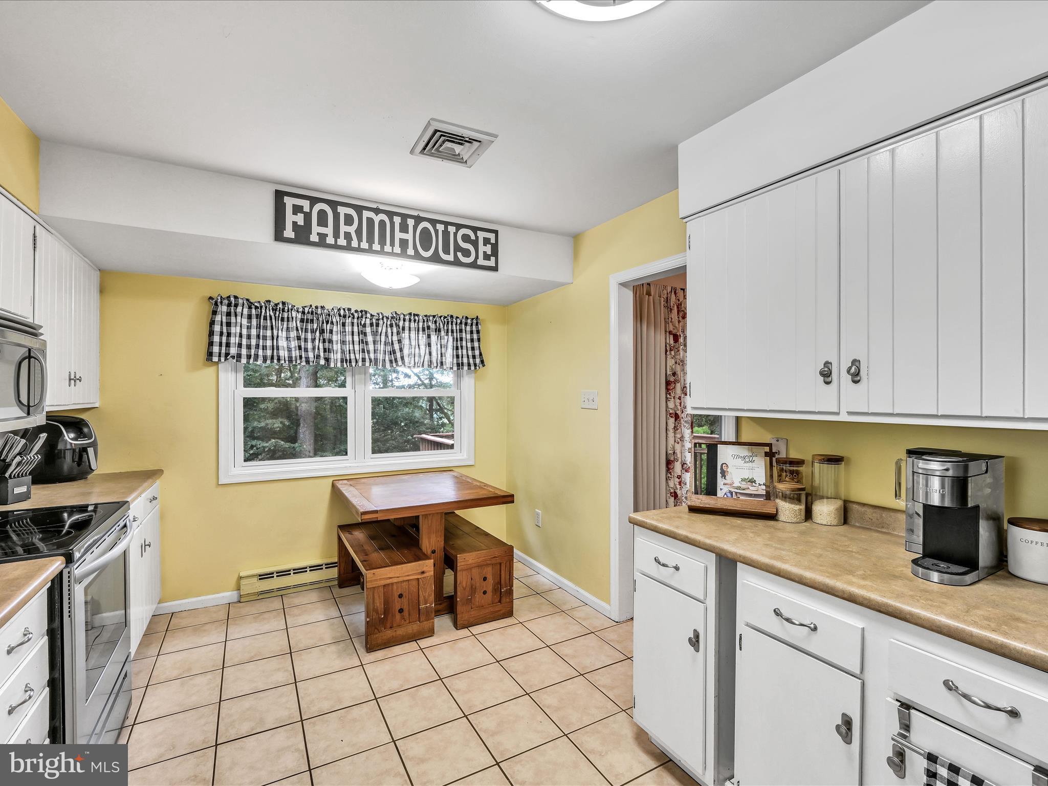 25 Woodland Dr