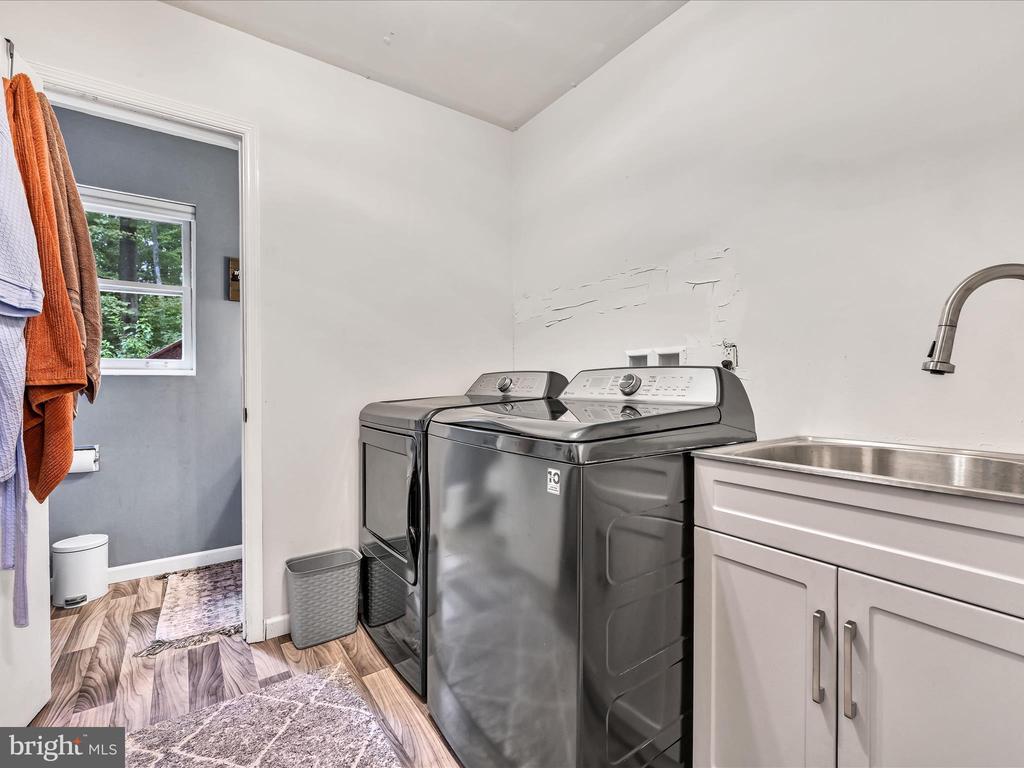 25 Woodland Dr