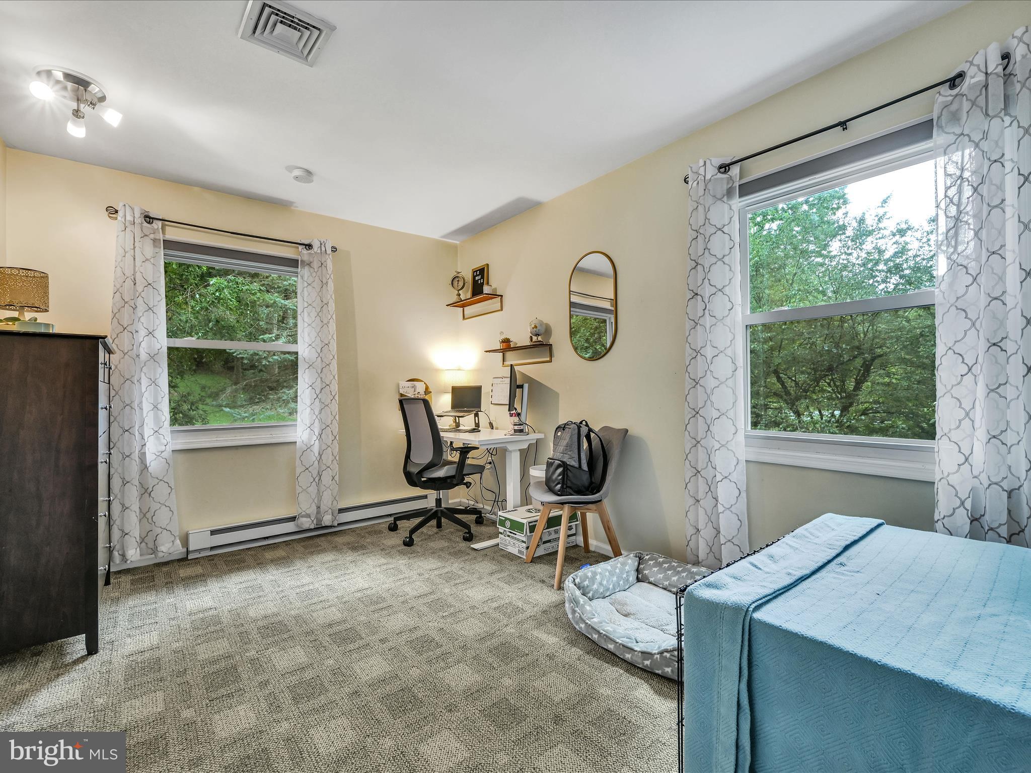 25 Woodland Dr