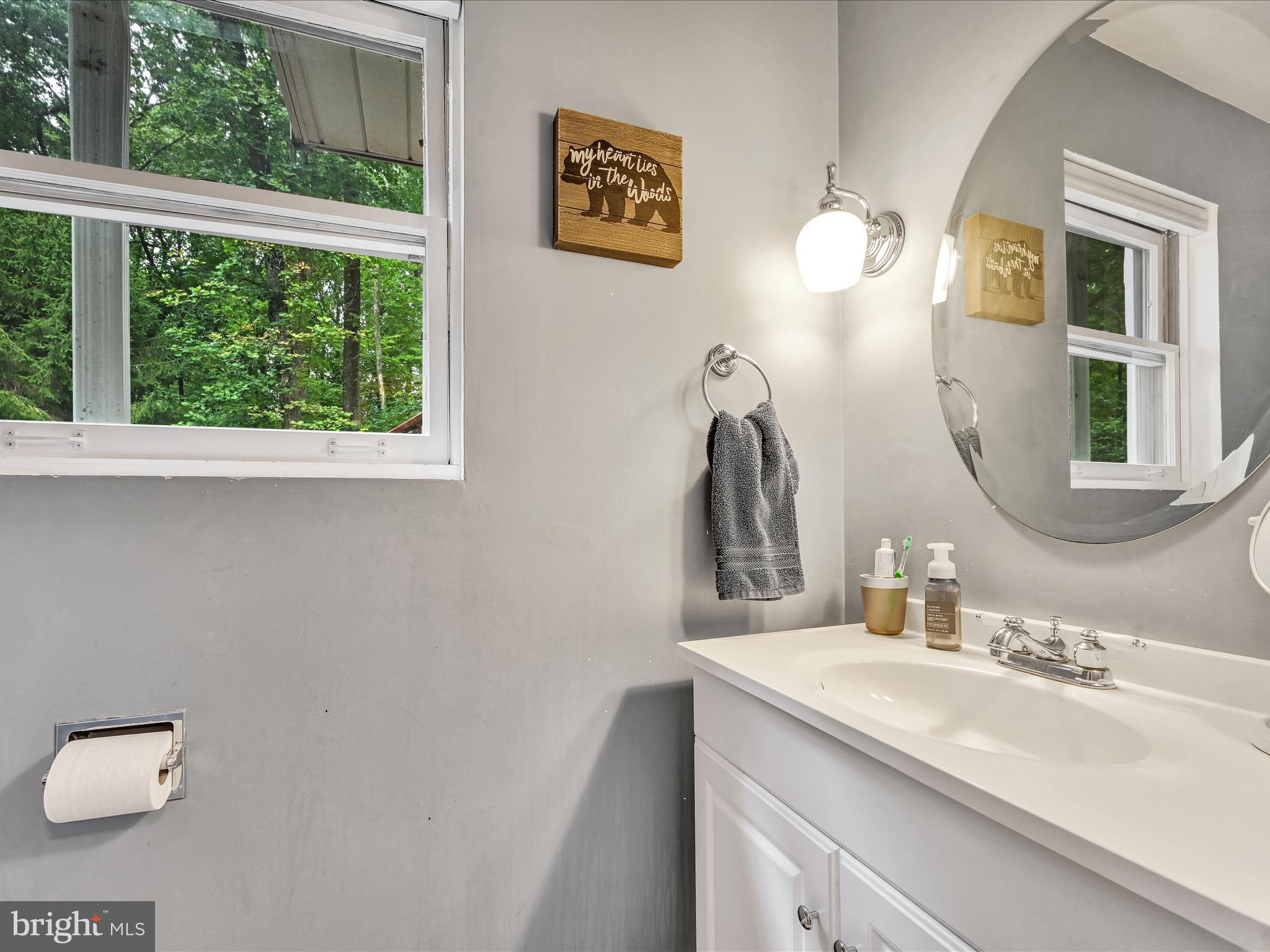 25 Woodland Dr