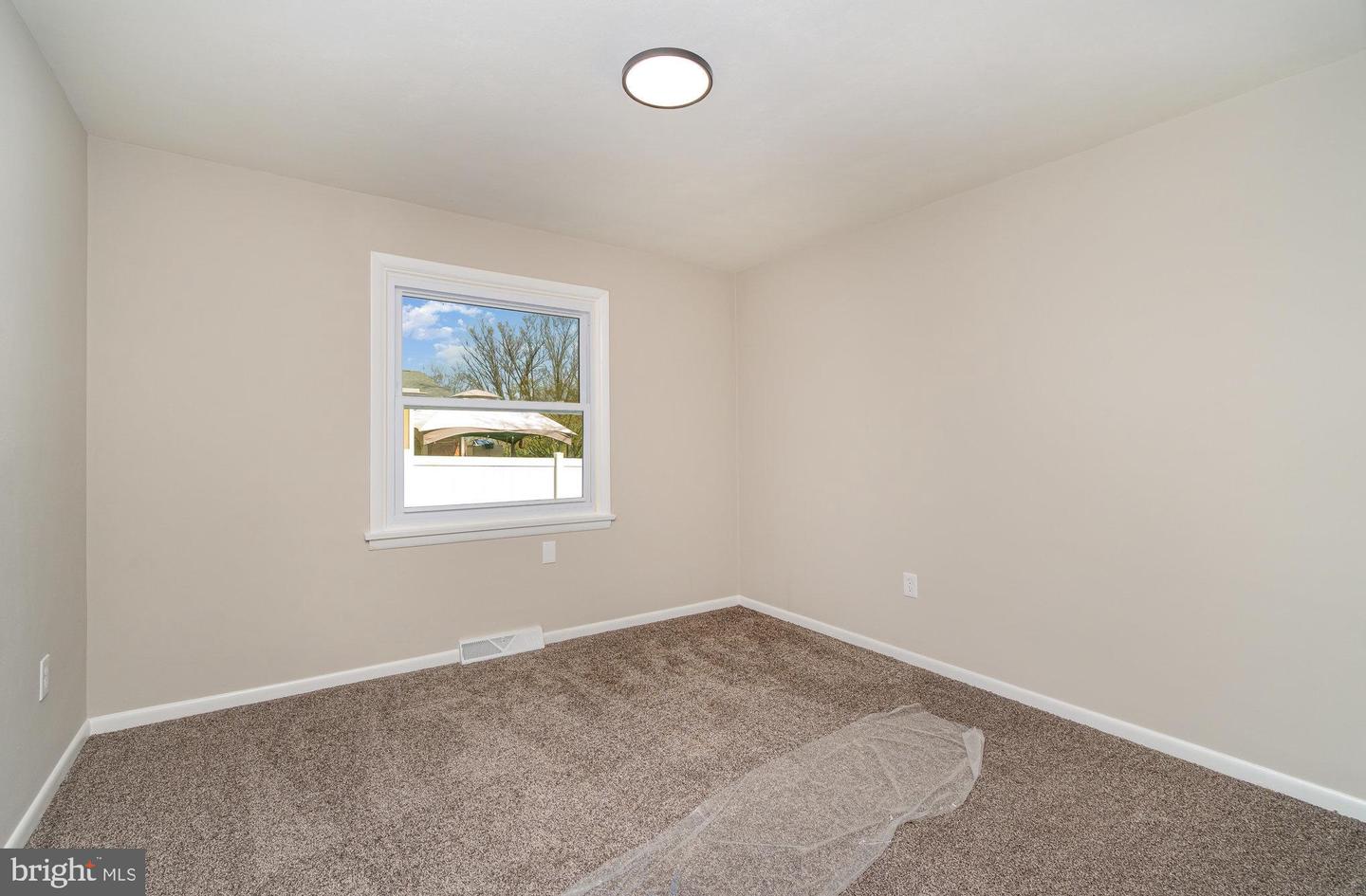 26 Winding Hill Dr