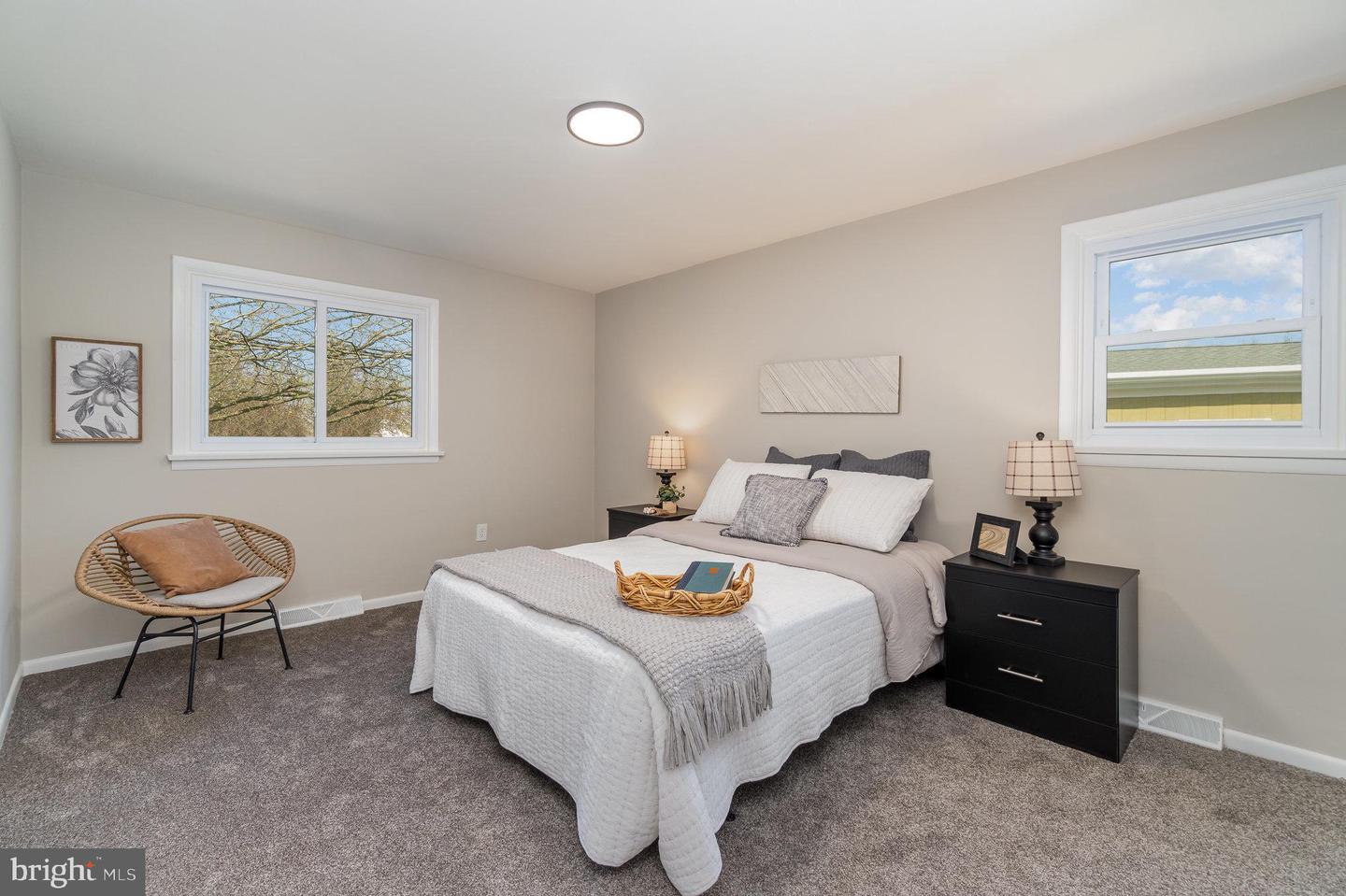 26 Winding Hill Dr