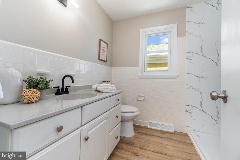 26 Winding Hill Dr