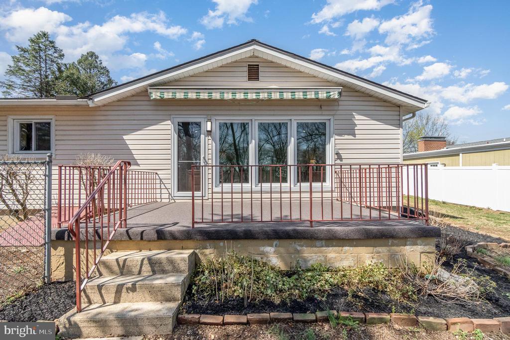 26 Winding Hill Dr
