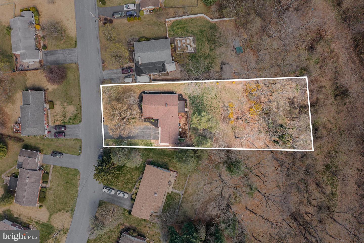 26 Winding Hill Dr