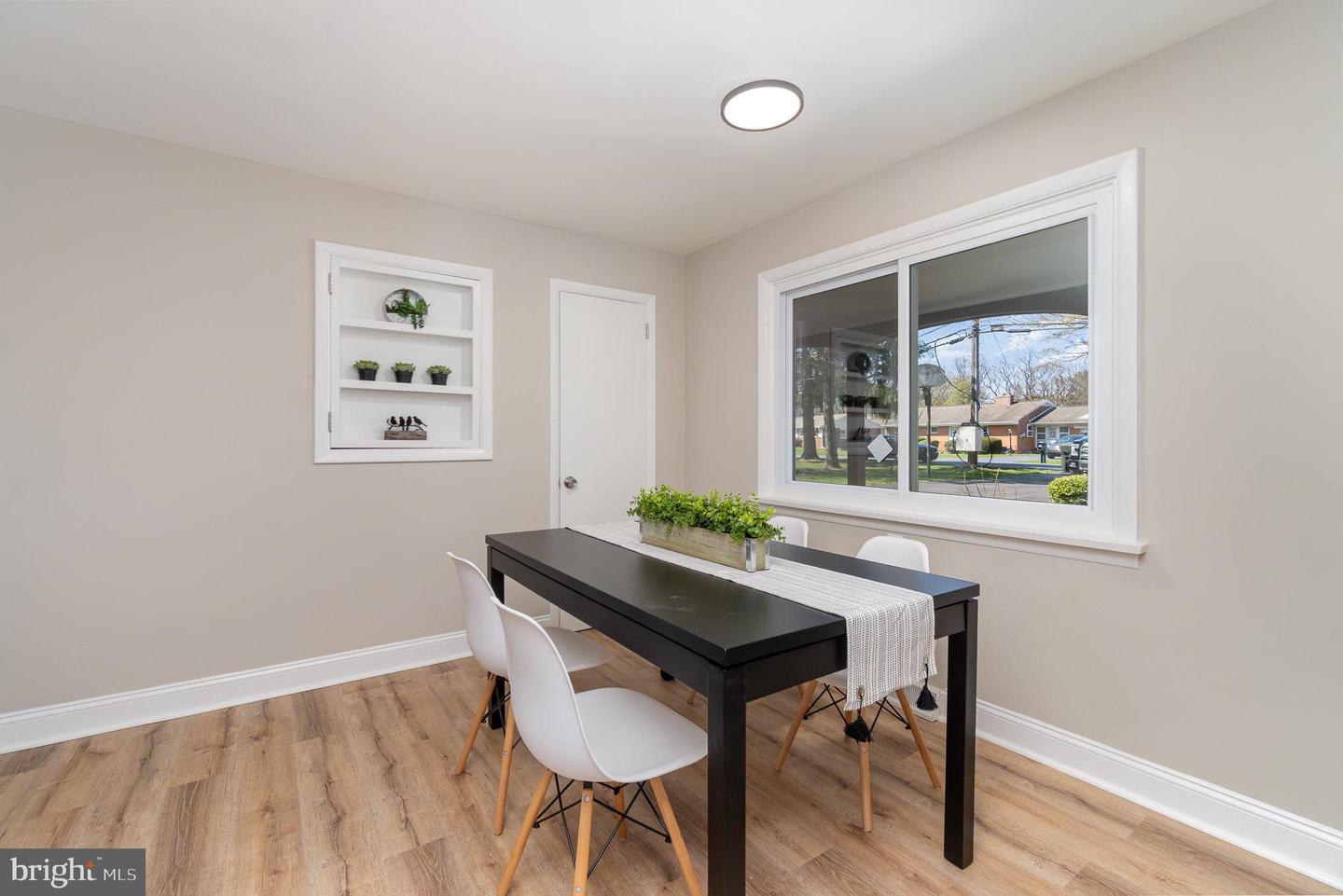 26 Winding Hill Dr