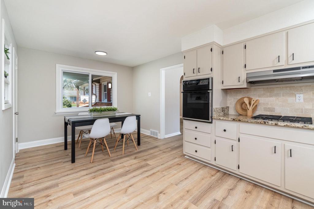 26 Winding Hill Dr