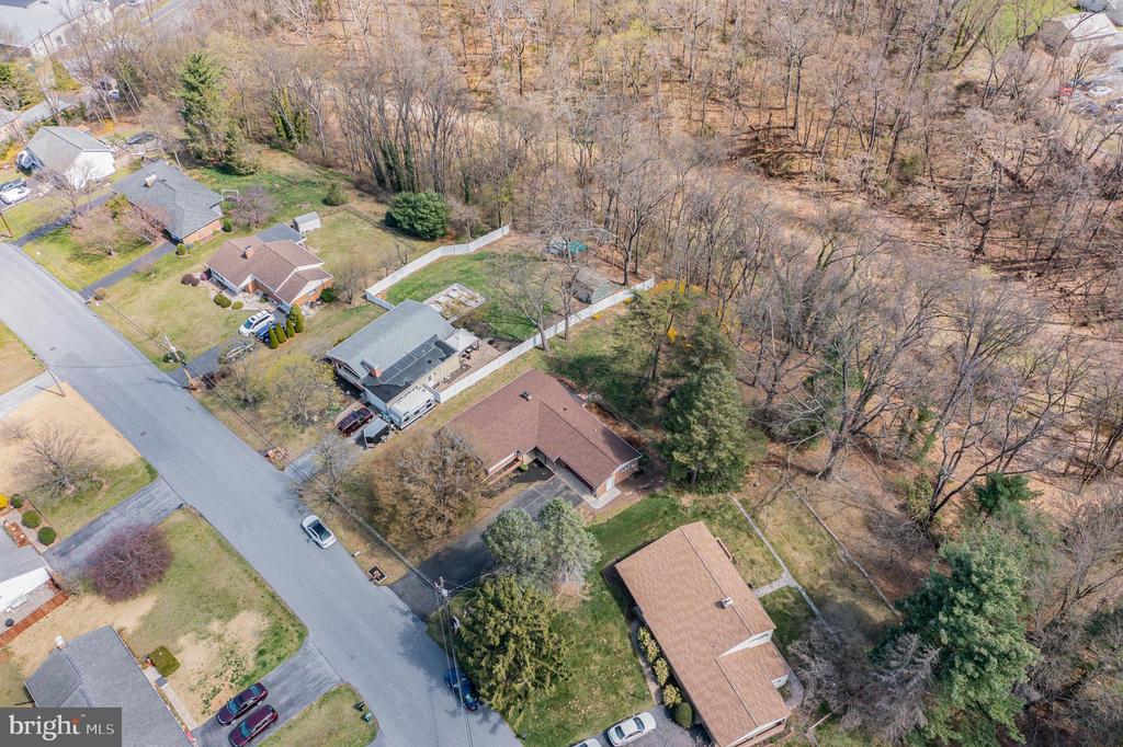 26 Winding Hill Dr