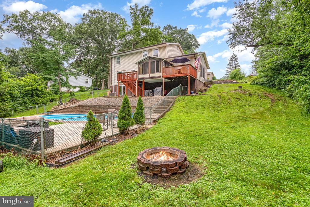 24 Wagner Cir