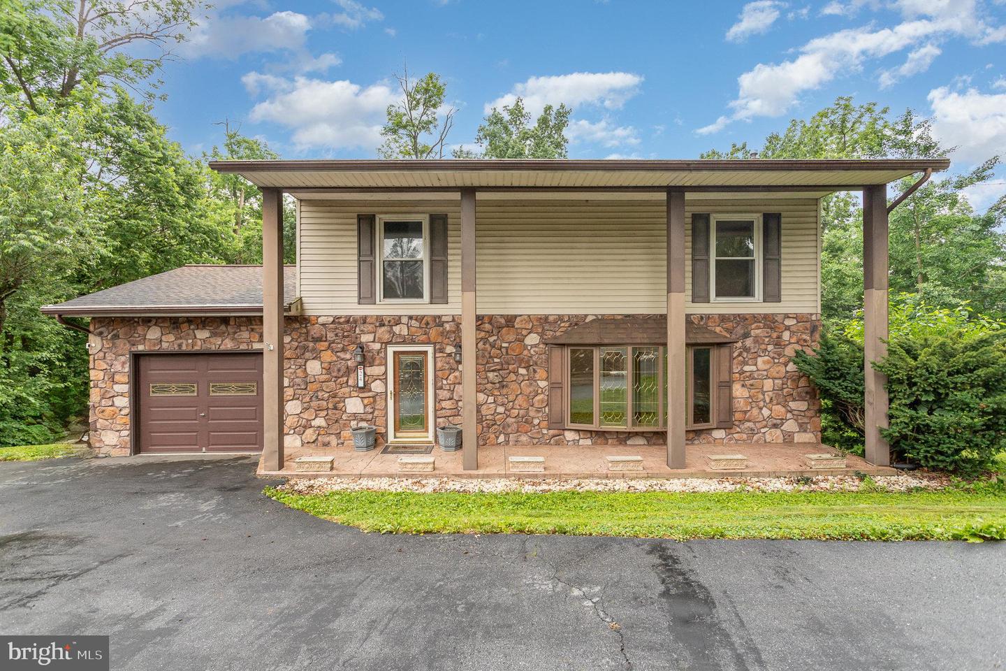 24 Wagner Cir
