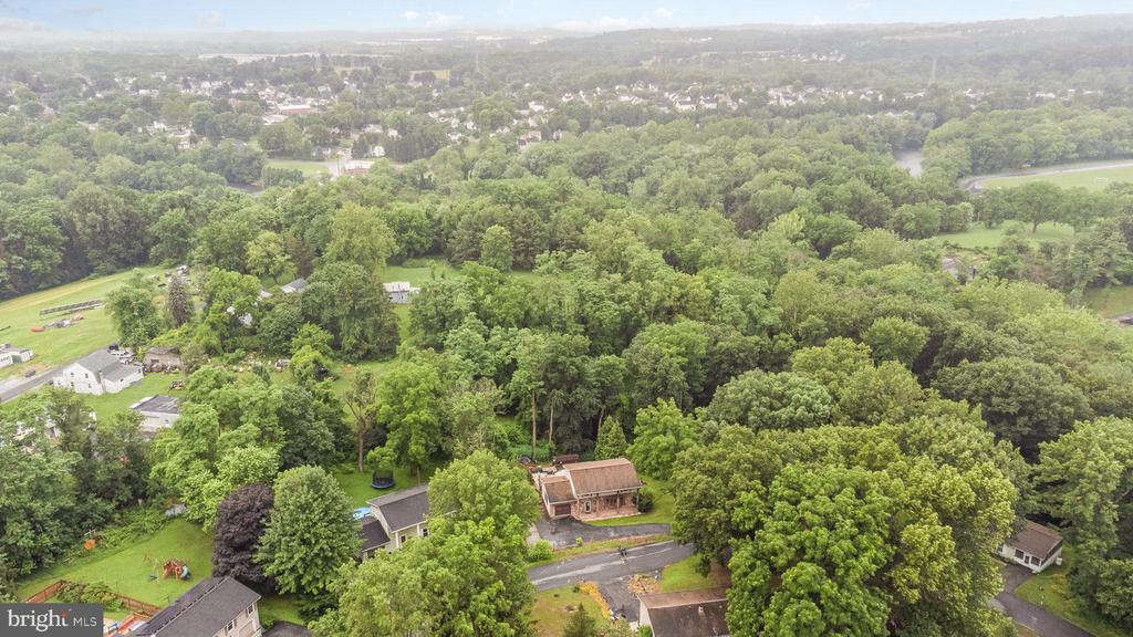 24 Wagner Cir