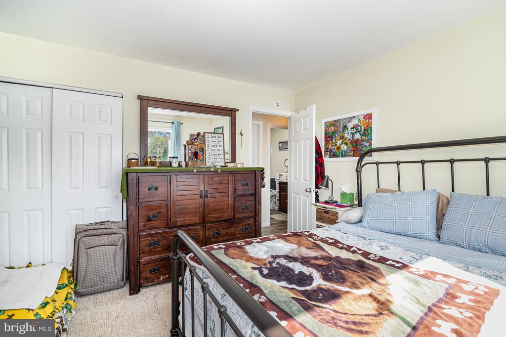 6114 NASSAU ROAD