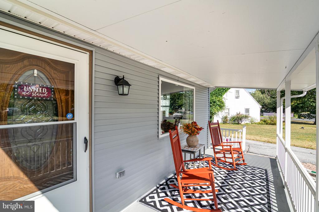 6114 NASSAU ROAD