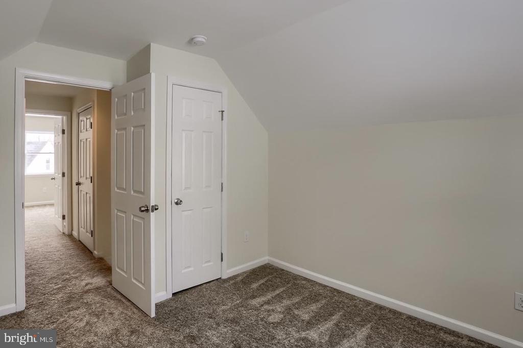 6114 NASSAU ROAD