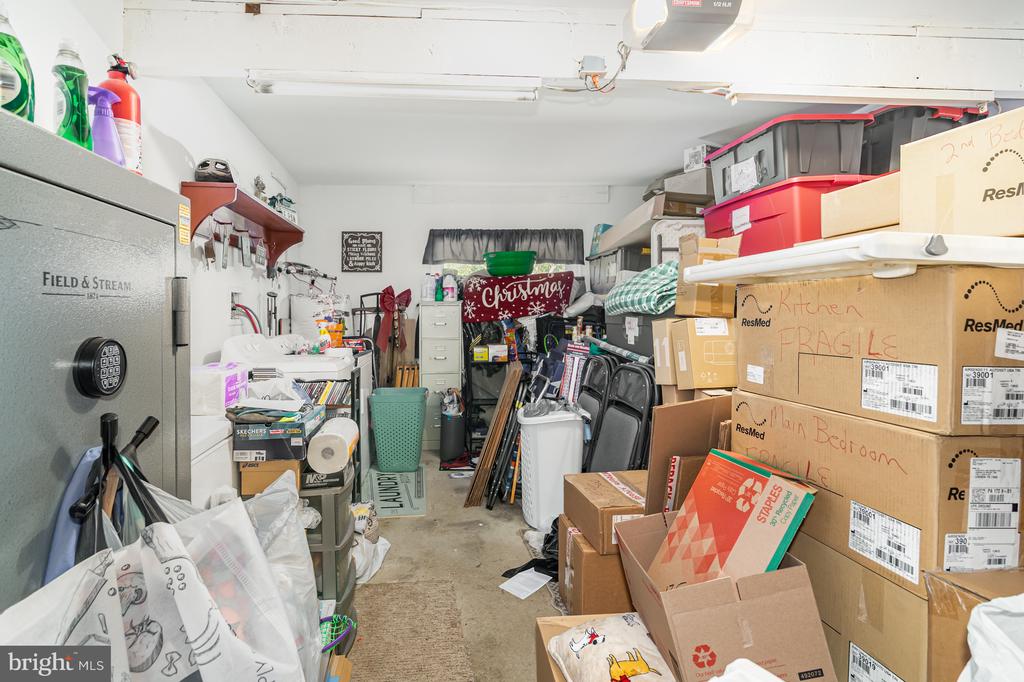 6114 NASSAU ROAD