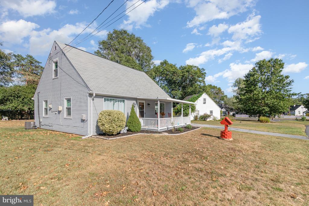 6114 NASSAU ROAD