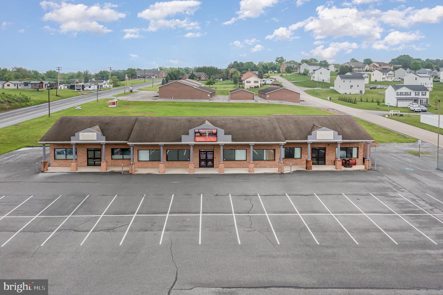 2764 Lincoln Way West