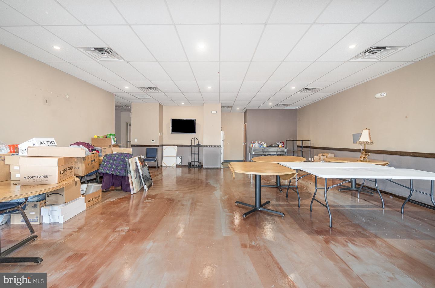 2764 Lincoln Way West