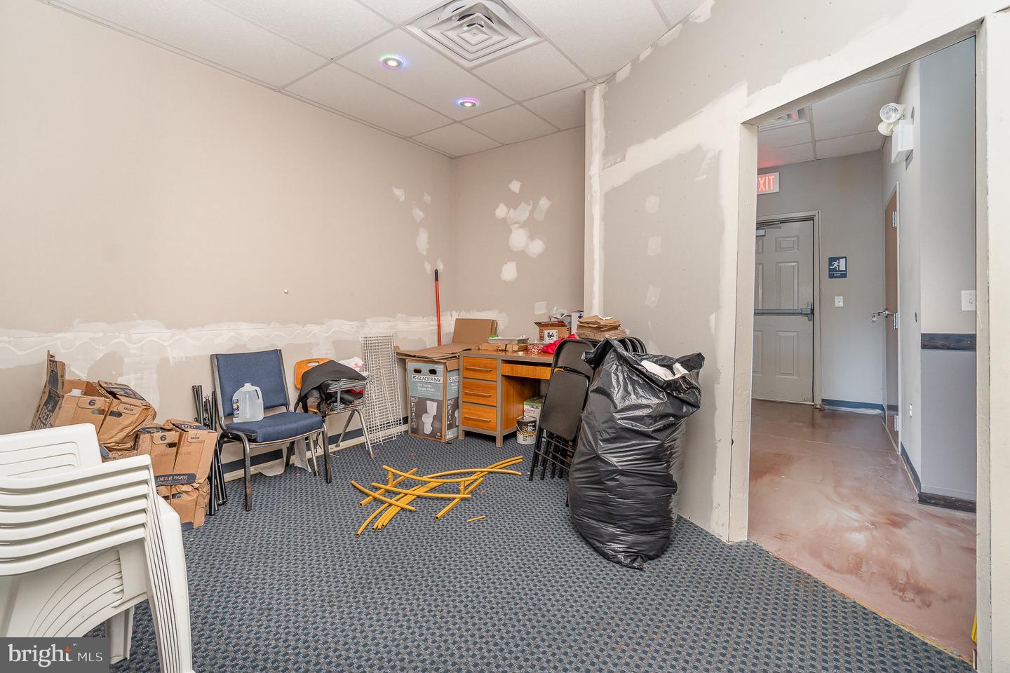 2764 Lincoln Way West