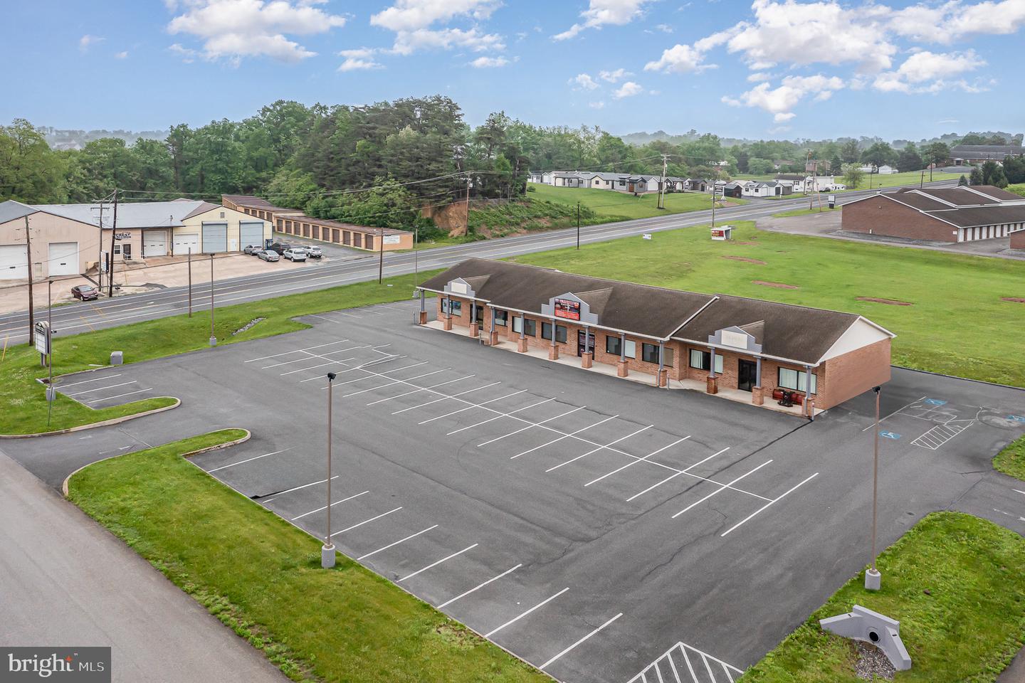 2764 Lincoln Way West
