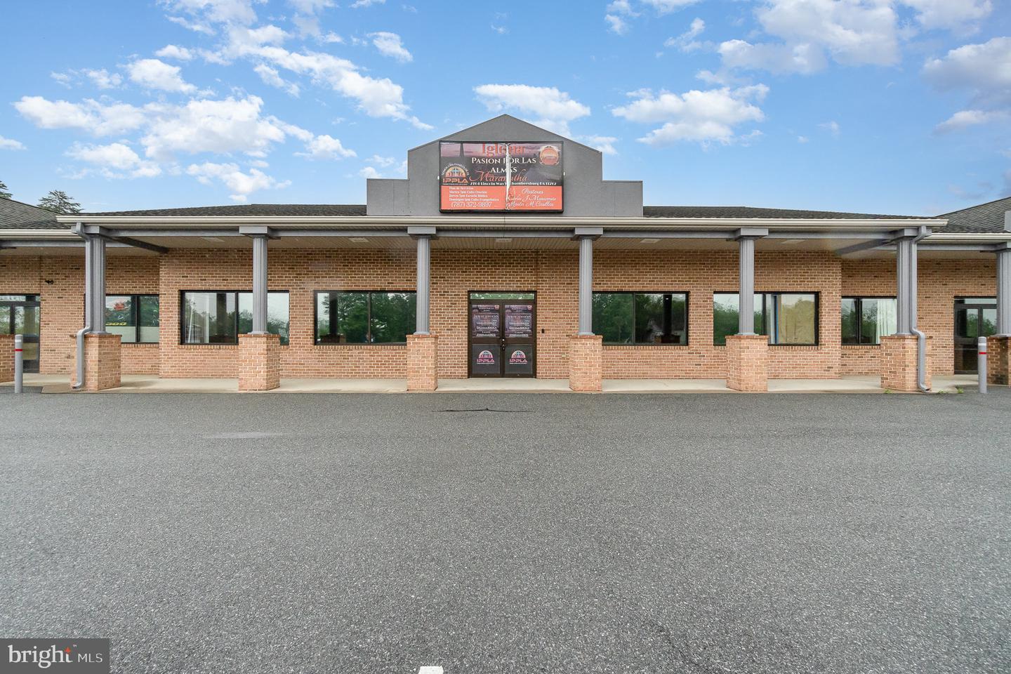 2764 Lincoln Way West