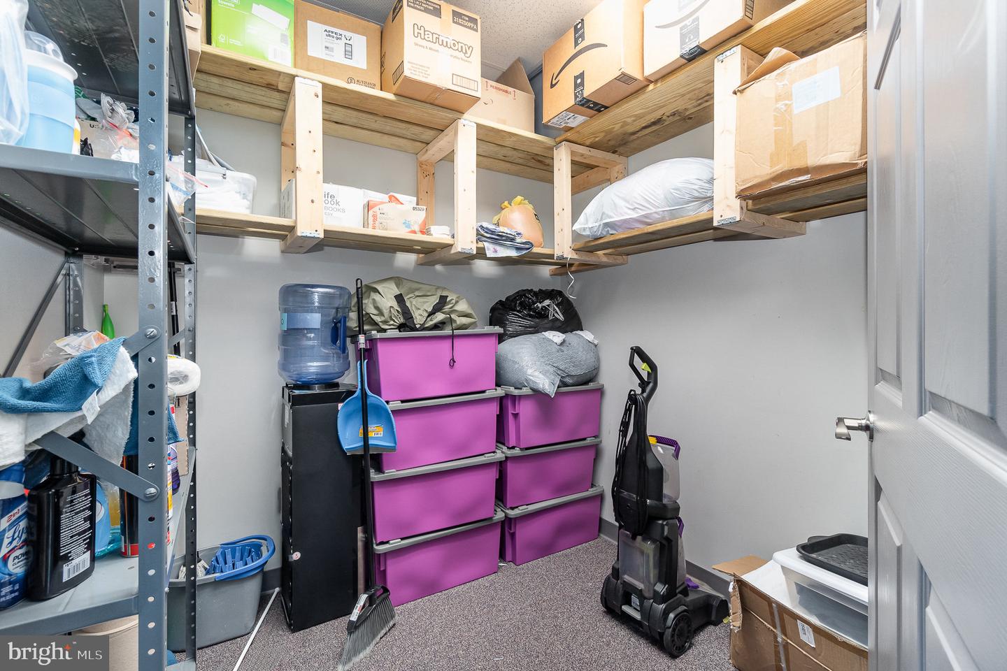 2764 Lincoln Way West