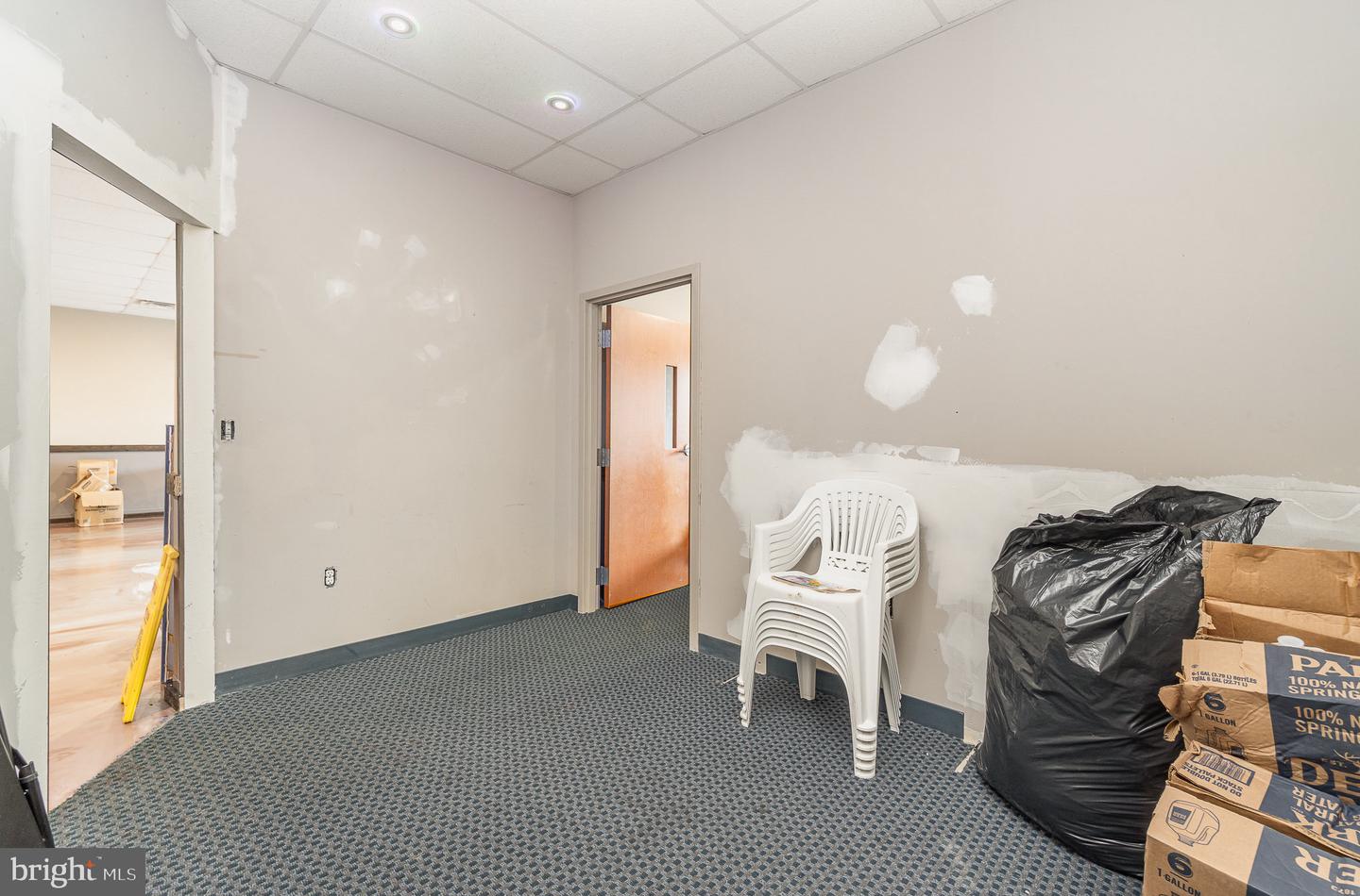 2764 Lincoln Way West
