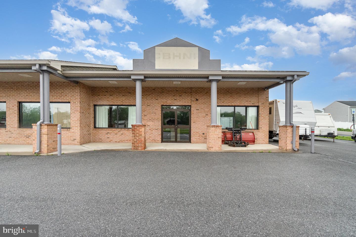2764 Lincoln Way West